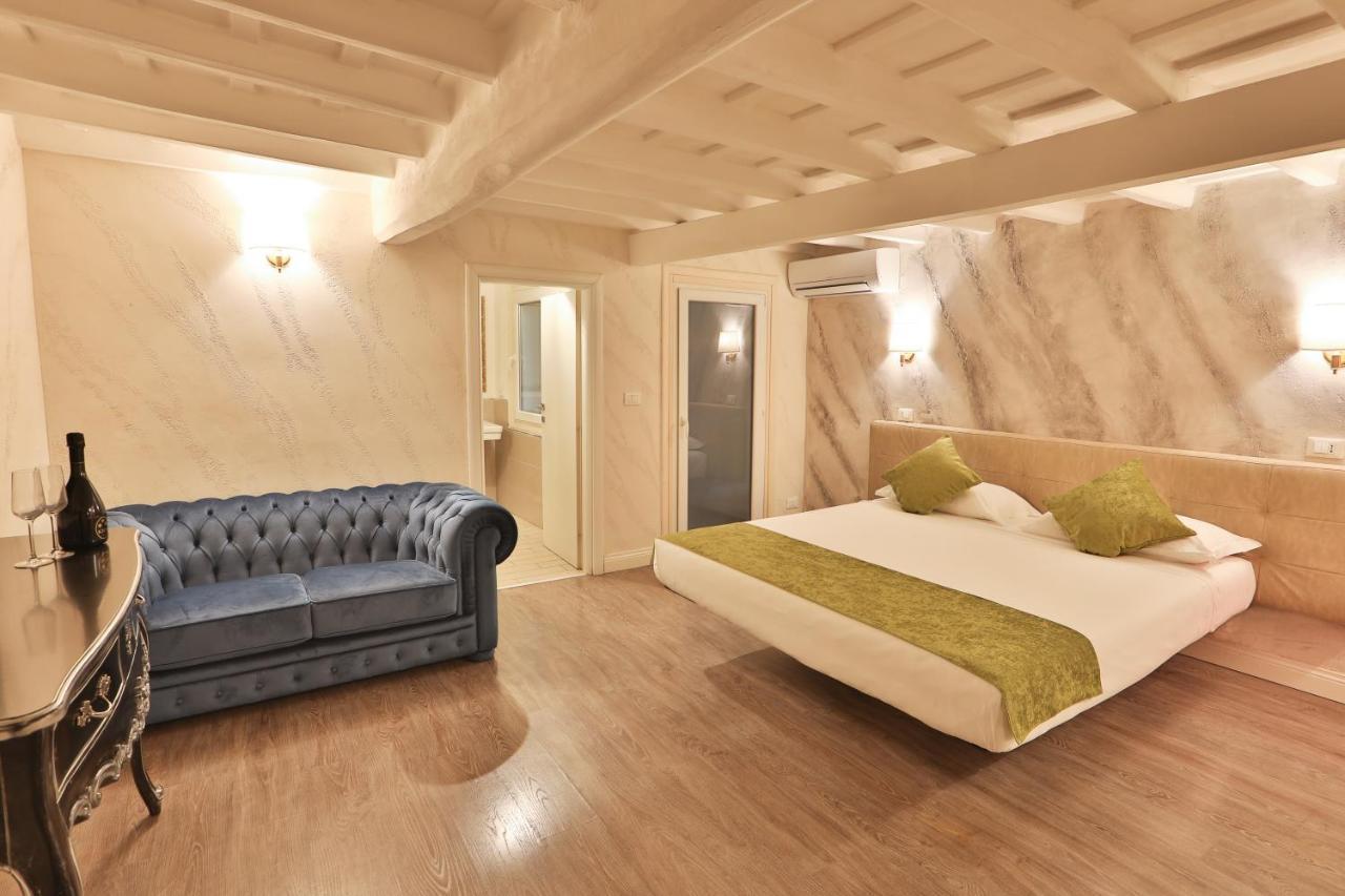 Grottini Luxury Suites ~ Pantheon Рим Экстерьер фото