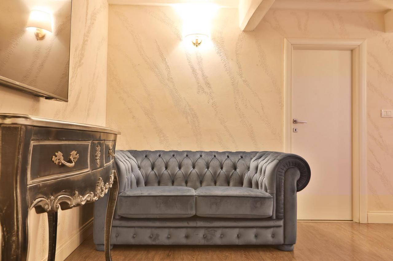 Grottini Luxury Suites ~ Pantheon Рим Экстерьер фото